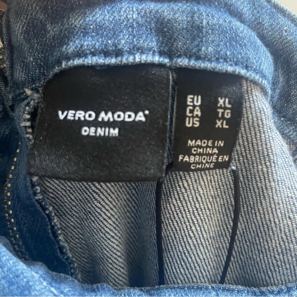 Denim Short Sleeve Mini Dress - Picture 3 of 3